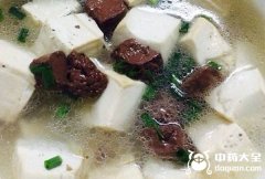女人煲什么汤最补气血，当归红糖鸡蛋汤最补气