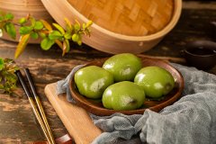 怀孕可以吃艾草青团吗，怀孕可以吃艾叶煮鸡蛋吗