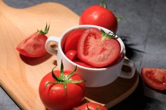 催熟的西红柿能吃吗，催熟的西红柿怎么辨别
